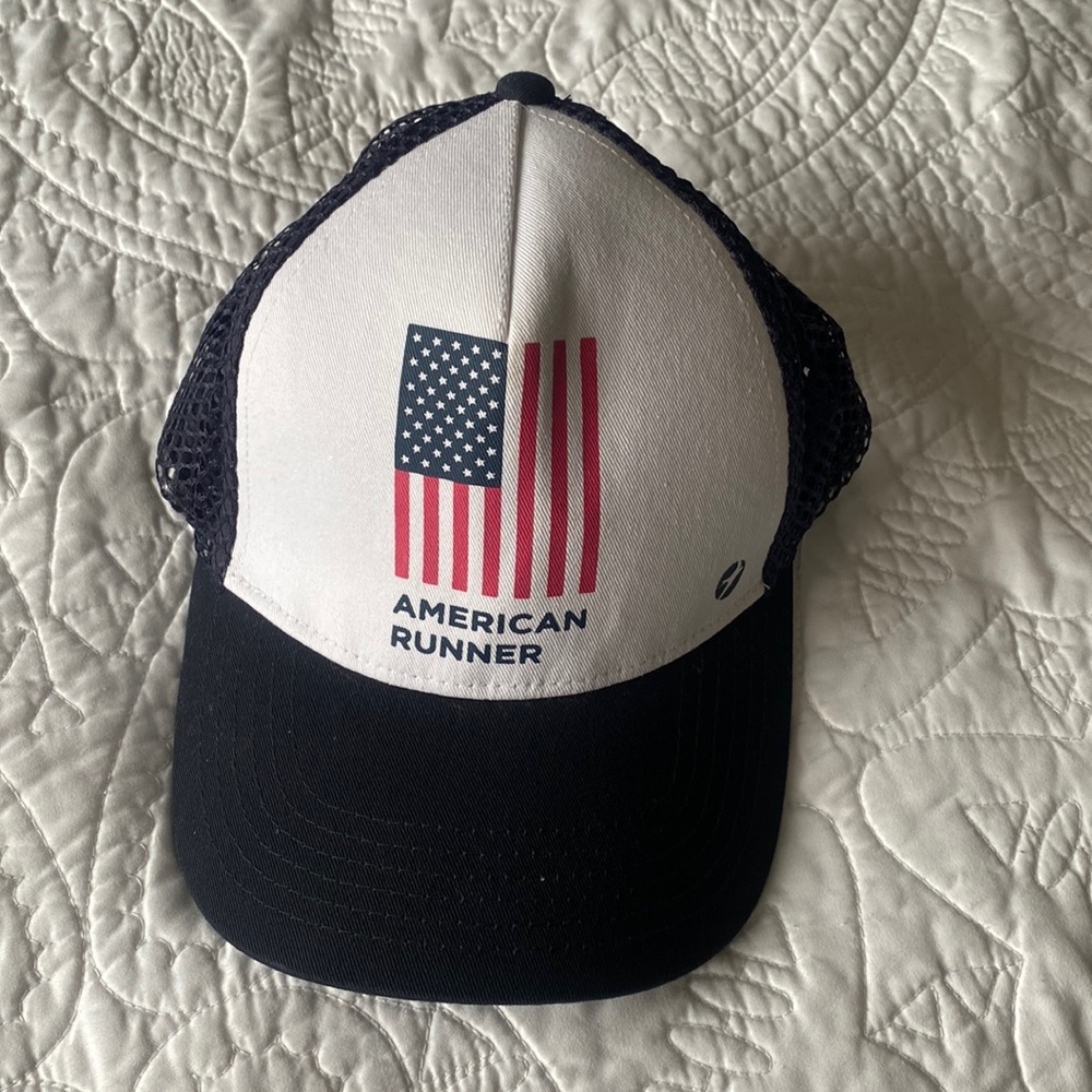 Oiselle American Runner Hat
